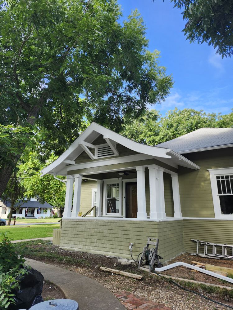 Craftsman porch repainted before listing